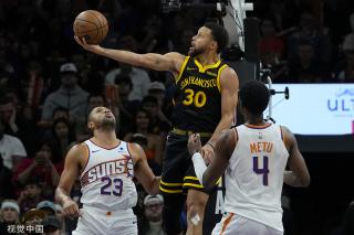 届赛事中的 届赛事中的