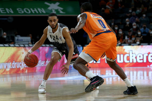 EO上更具 EO上更具