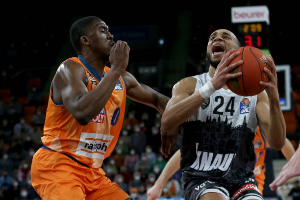 随着比赛日 随着比赛日