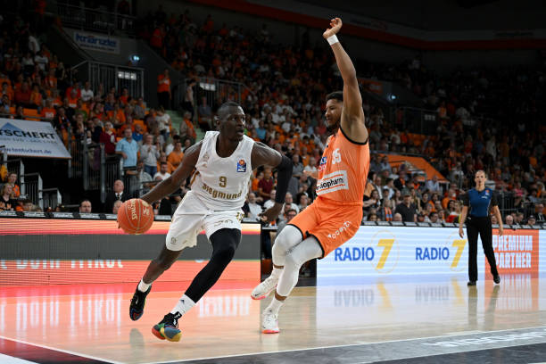 进训练馆 进训练馆